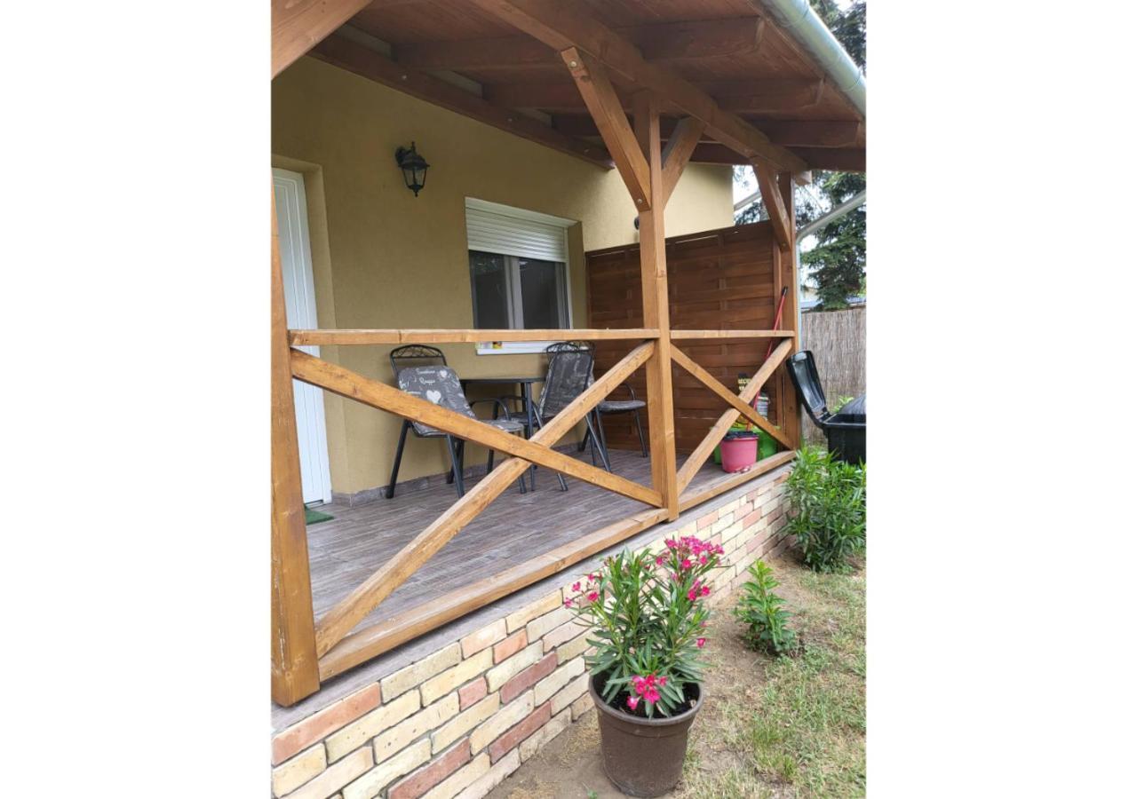 Ferienwohnung Forras Vendeghaz Tata Exterior foto