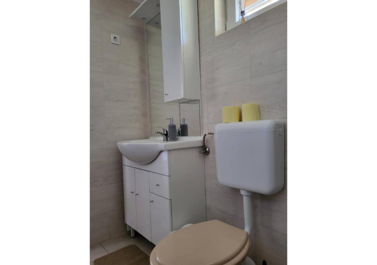 Ferienwohnung Forras Vendeghaz Tata Exterior foto