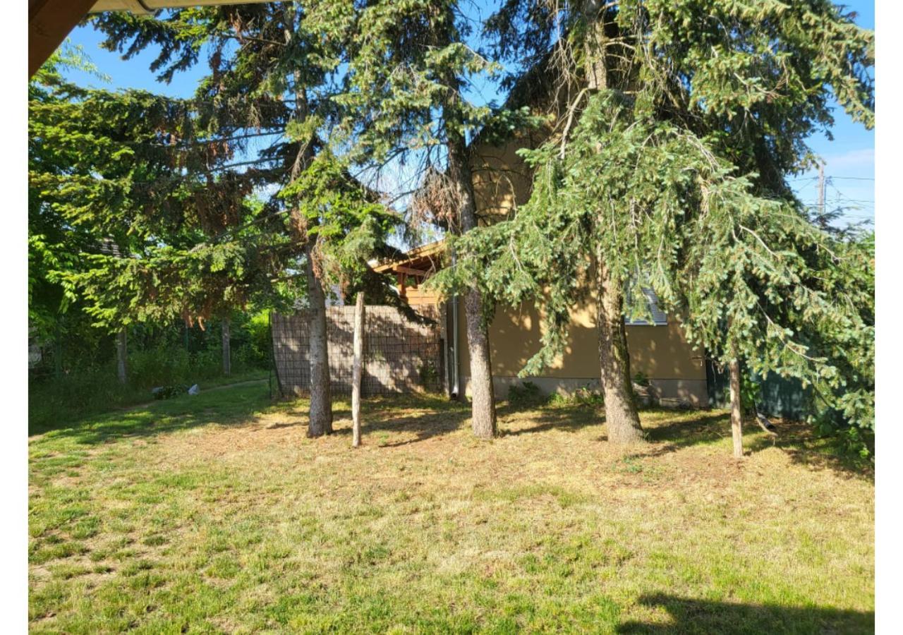 Ferienwohnung Forras Vendeghaz Tata Exterior foto